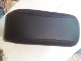 Автомобильный подлокотник с внутренним боксом и сдвижной крышкой черный для Лада Гранта 2011-2017 высокое качество